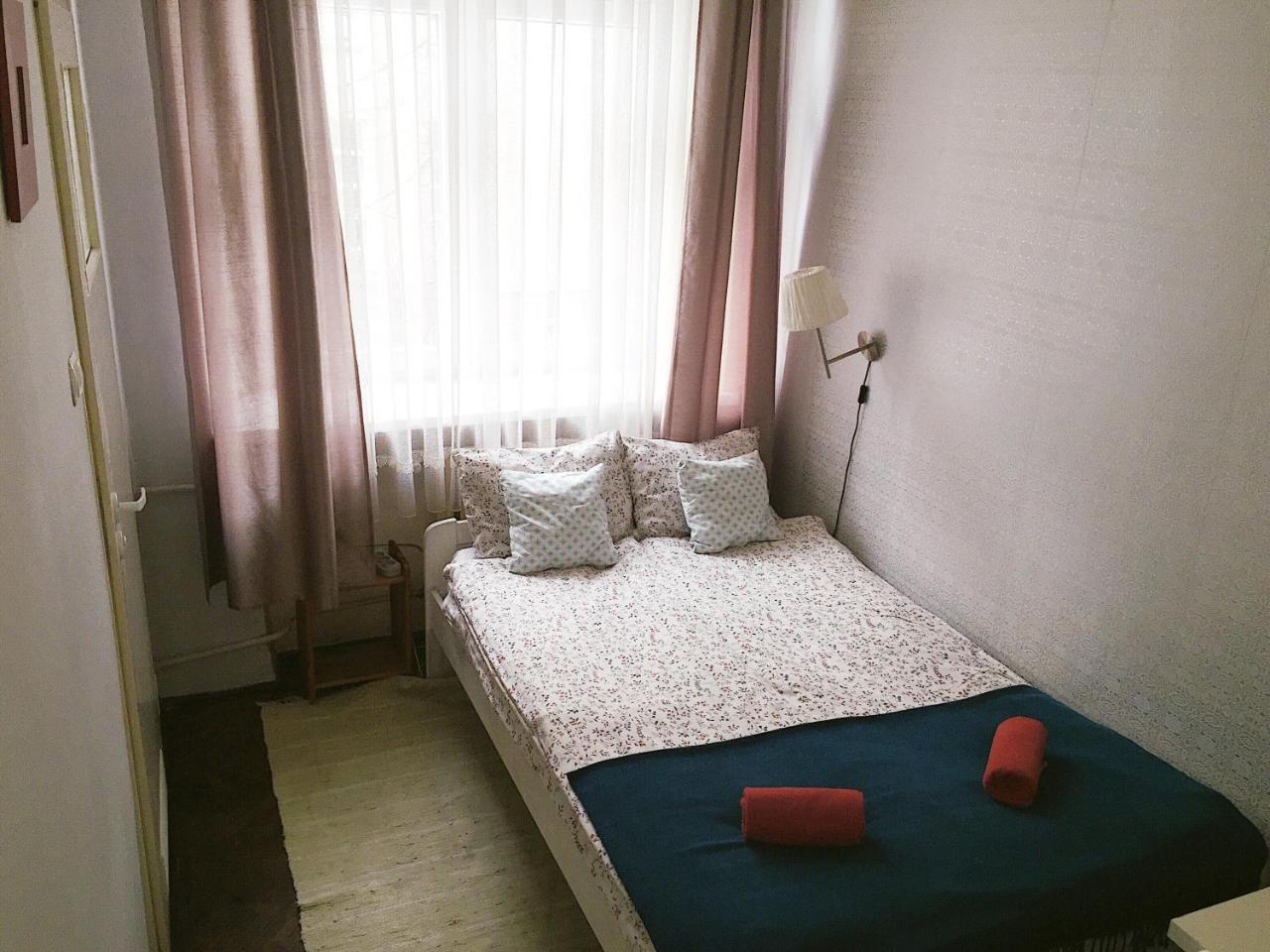 Hostel Aleje 28 Краків Екстер'єр фото