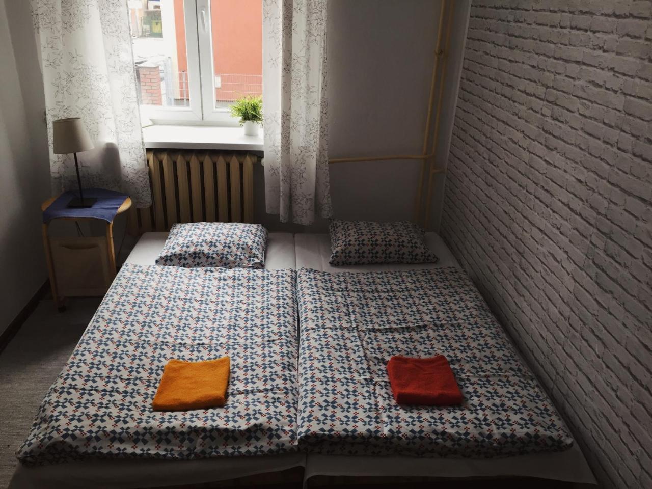 Hostel Aleje 28 Краків Екстер'єр фото
