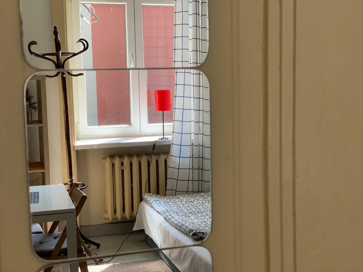 Hostel Aleje 28 Краків Екстер'єр фото